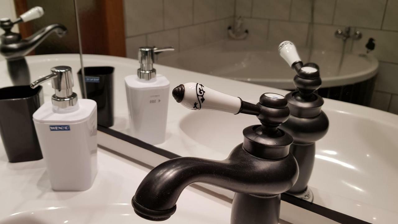 Ferienwohnung-Kormann Schkopau Bagian luar foto